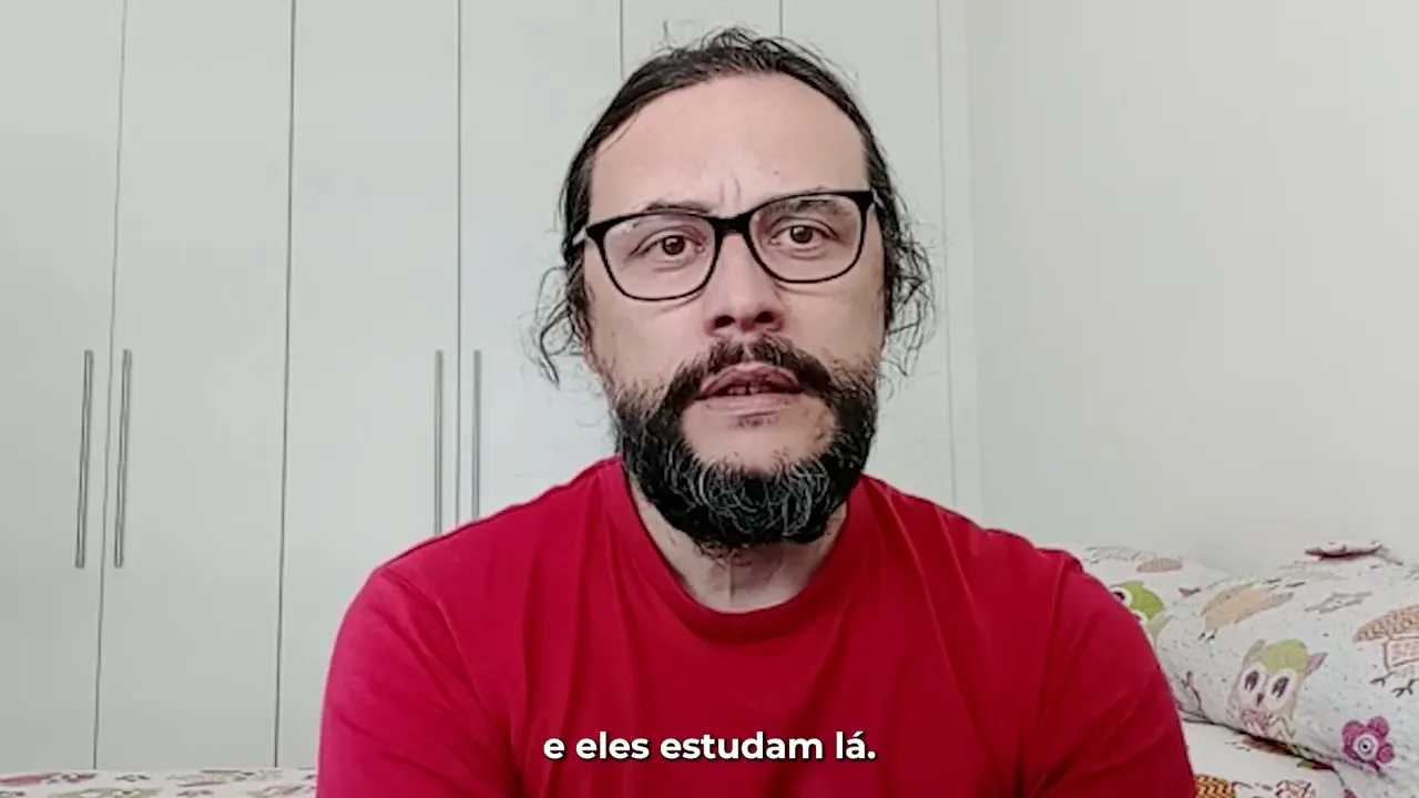 Veja o que o Diretor do Colégio XPTO tem a dizer sobre o Estudo Nota 10